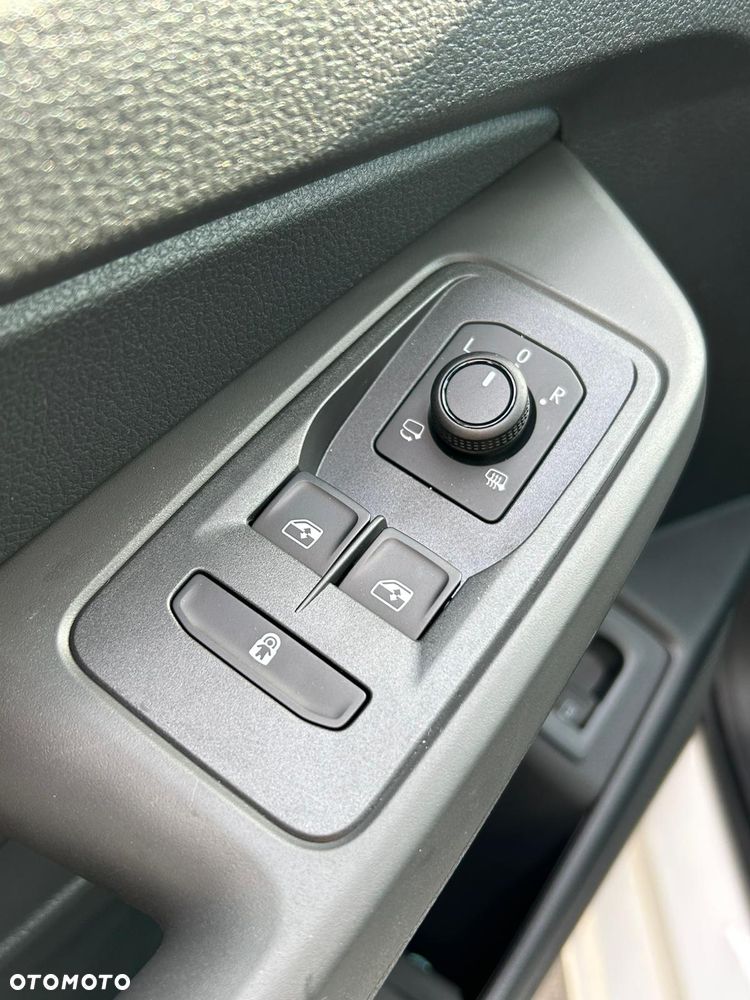 Volkswagen Caddy - 29