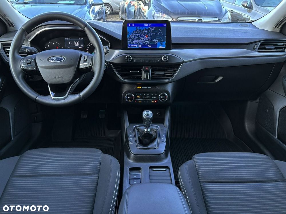 Ford Focus - 27