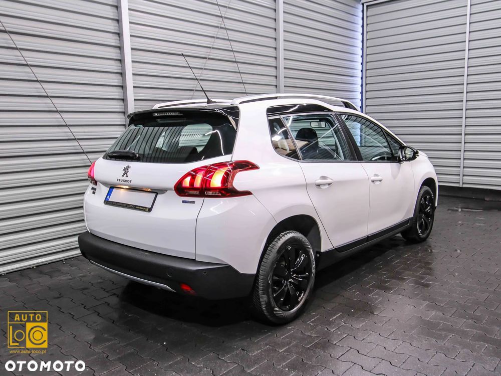 Peugeot 2008 1.2 Pure Tech Allure S&S - 8