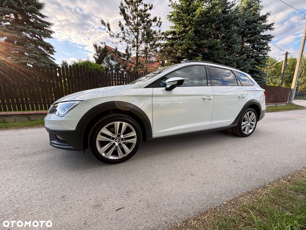 Seat Leon 1.8 TSI Start&Stop DSG XCELLENCE - 6