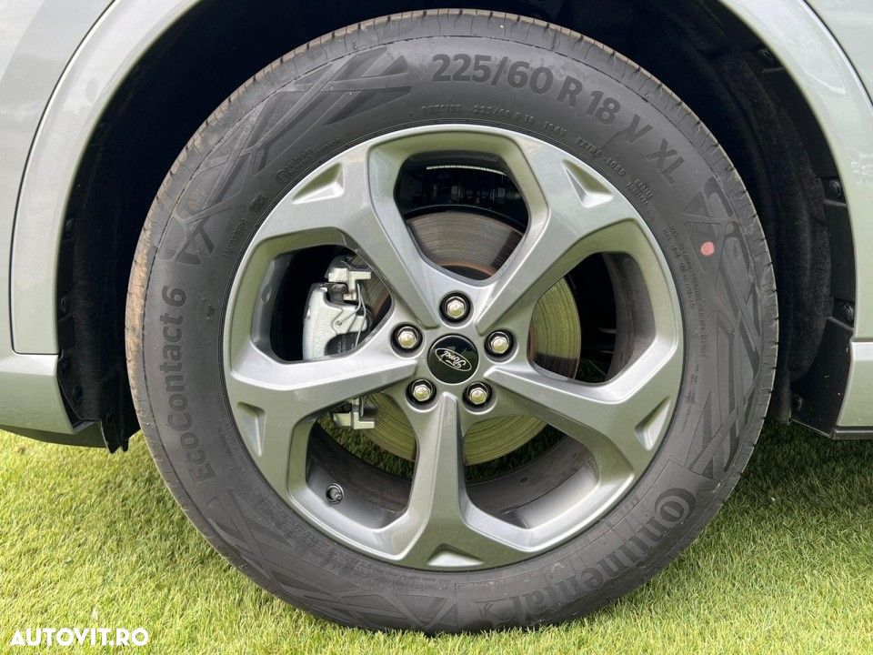 Ford Kuga - 9