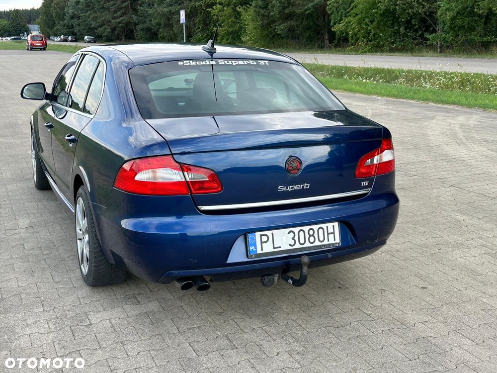 Skoda Superb 2.0 TDI Ambition - 6