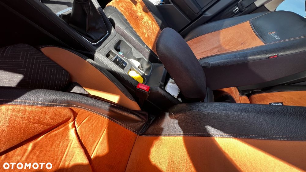 Volkswagen Caddy 2.0 TDI PanAmericana 4Motion - 15