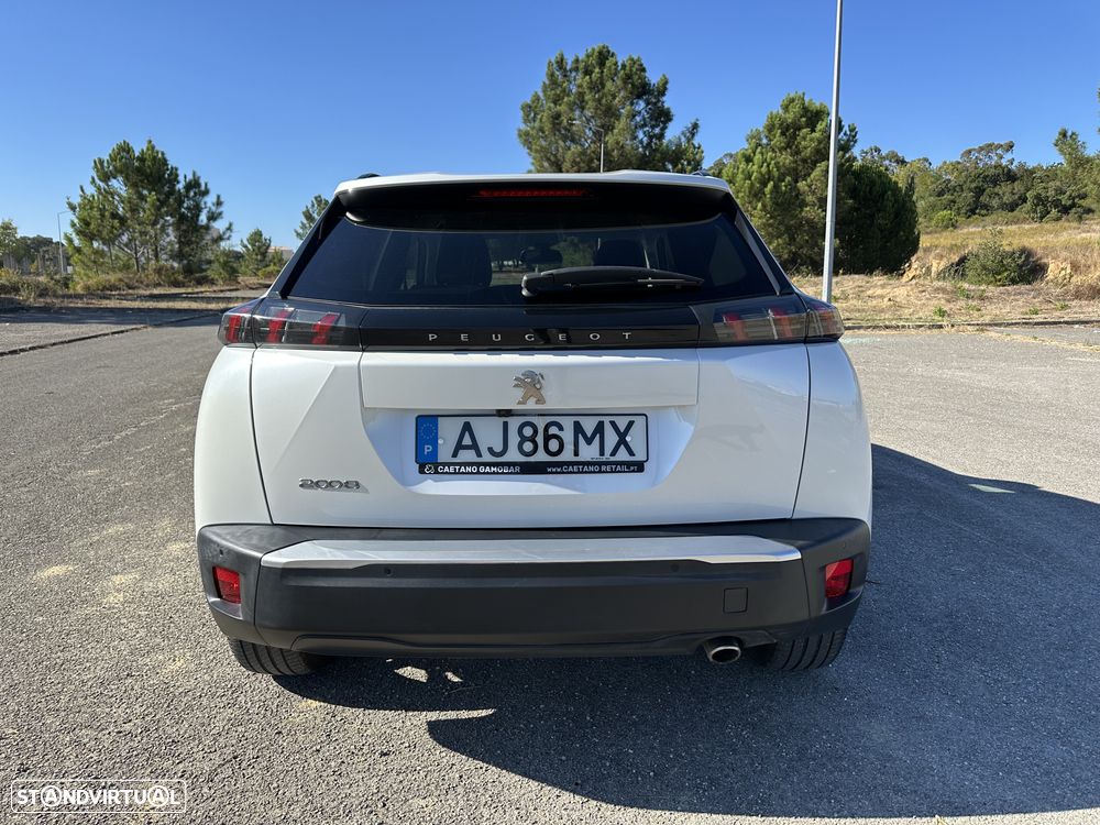Peugeot 2008 1.5 BlueHDi Allure Pack - 4