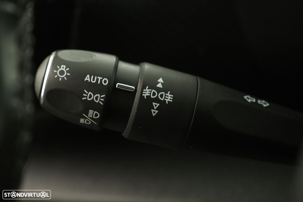 Citroën C4 1.2 PureTech Shine - 17