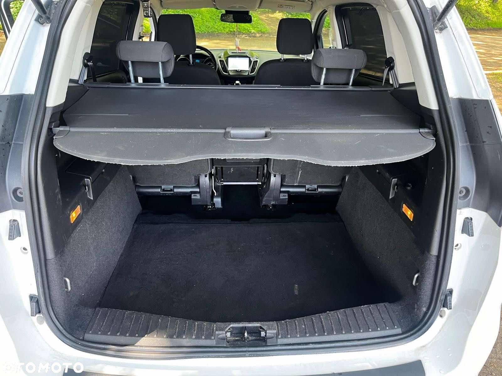 Ford Grand C-MAX 2.0 TDCi Start-Stopp-System COOL&CONNECT - 17