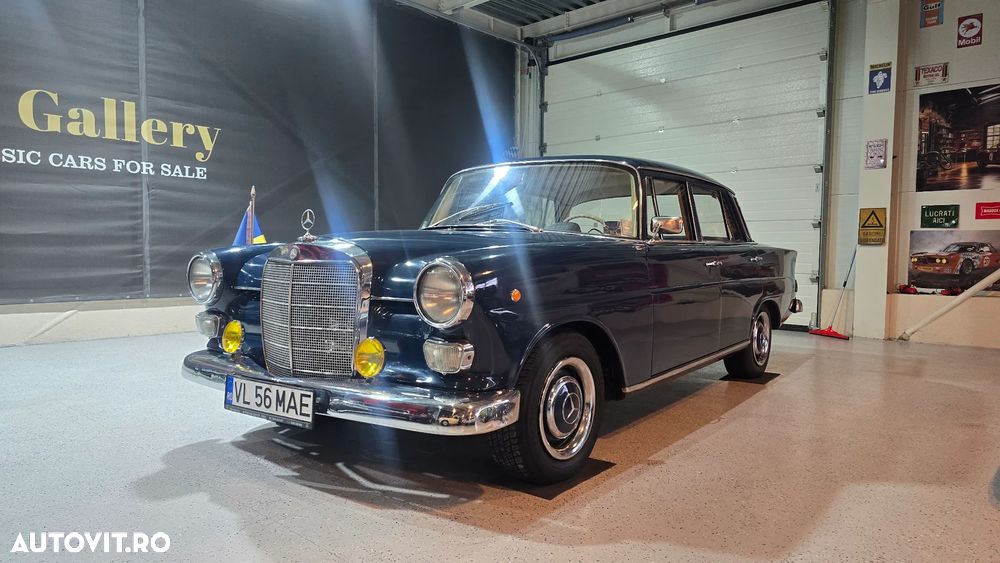 Mercedes-Benz W110/W111