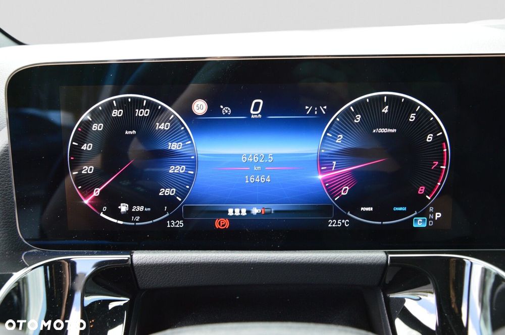 Mercedes-Benz GLA 220 mHEV 4-Matic 8G-DCT - 14