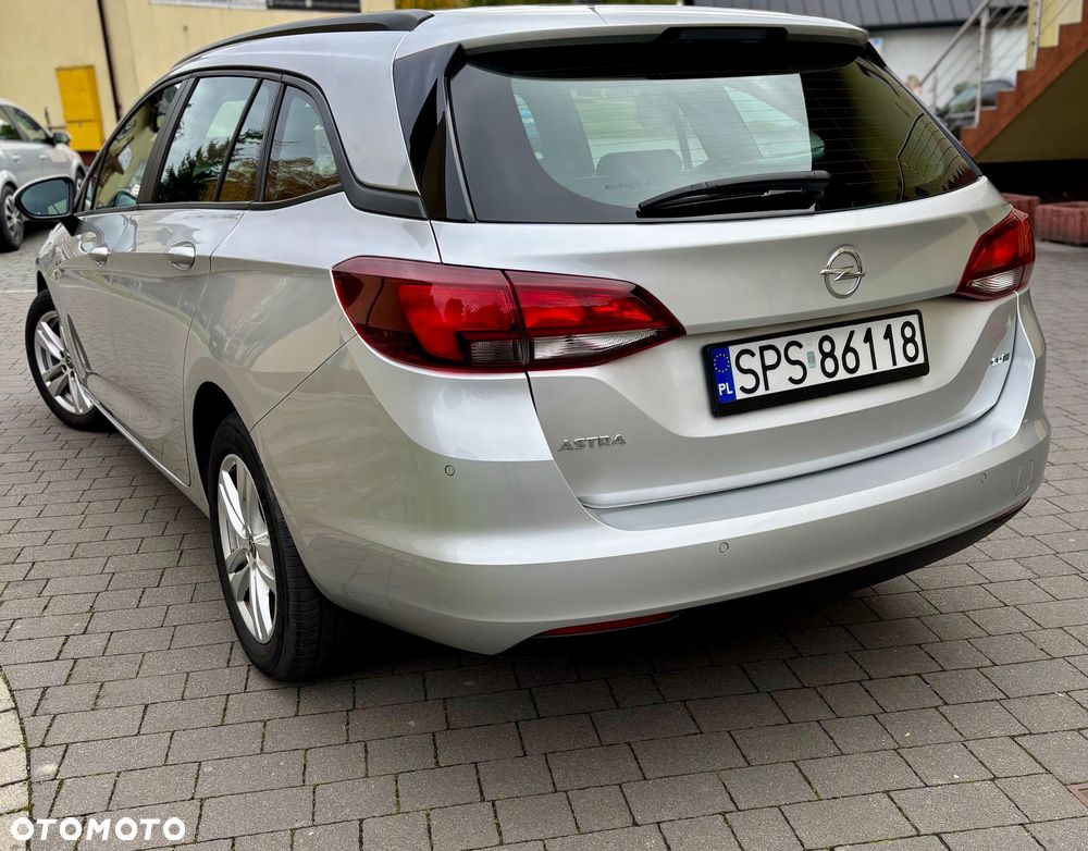 Opel Astra 1.6 CDTI Sports Tourer Active - 4