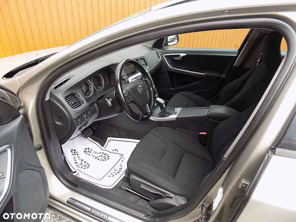 Volvo V60 D2 Kinetic - 5