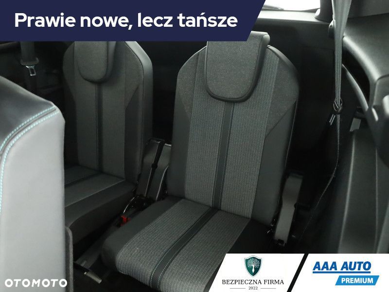 Peugeot 5008 - 12