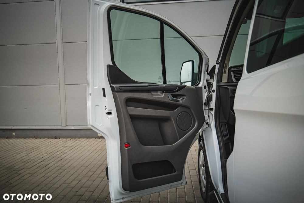 Ford Transit Custom - 22