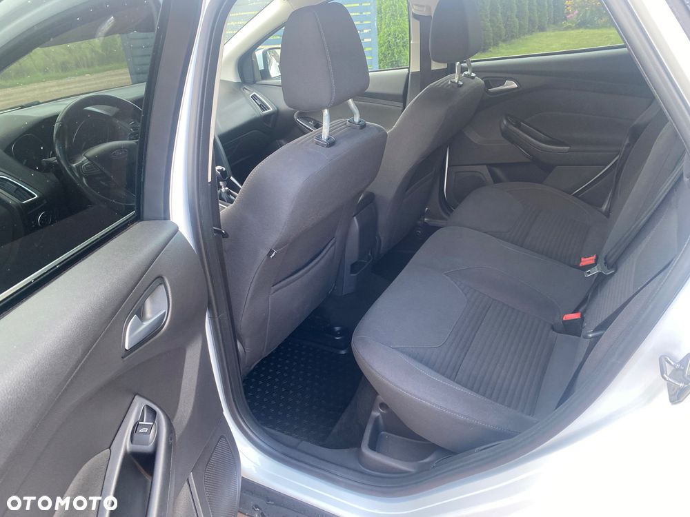 Ford Focus - 11
