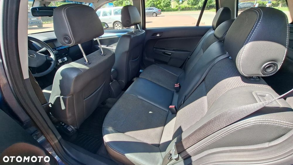 Opel Astra 1.6 Cosmo - 12
