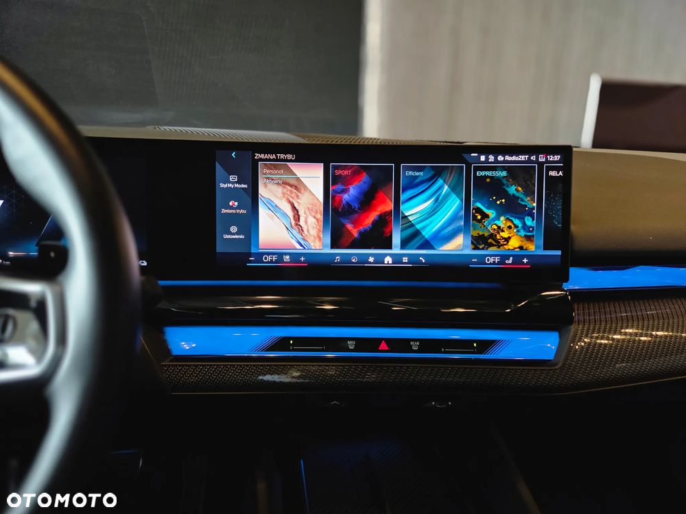 BMW Seria 5 550e xDrive PHEV M Sport - 16