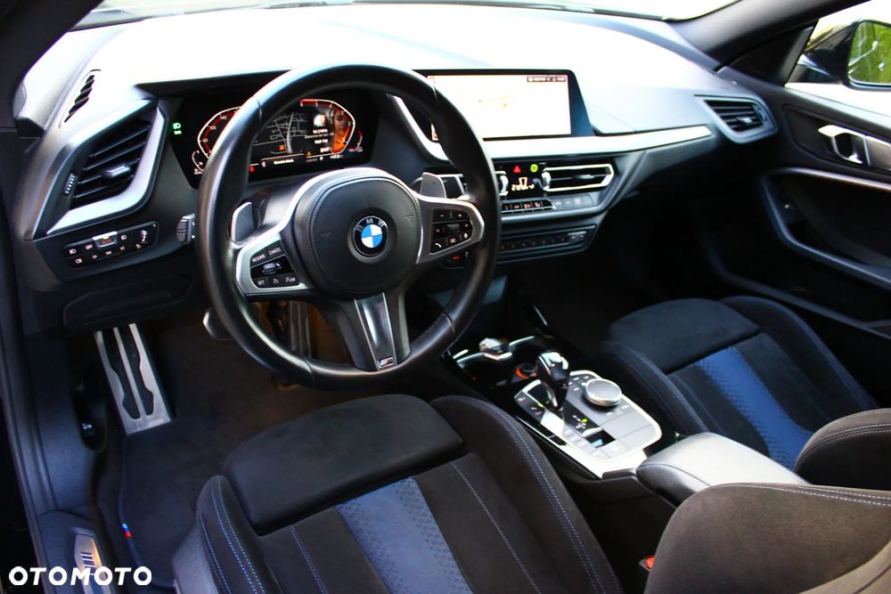 BMW Seria 2 218d M Sport sport - 28