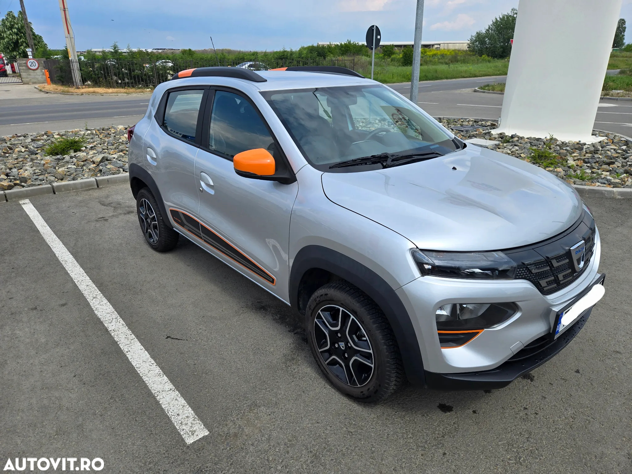 Dacia Spring Expression - 2