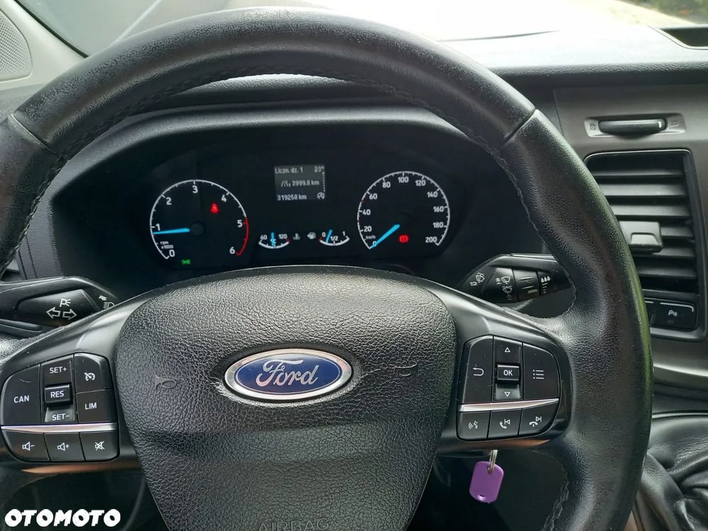 Ford Transit Custom 310 L2H1 Limited - 11