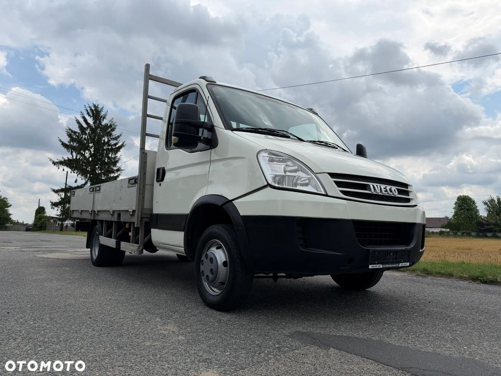 Iveco 50C15 * 3.0 / 150KM * Rama / Skrzyniowe * Koła bliźniacze * Rozstaw osi: 3.75m * - 7