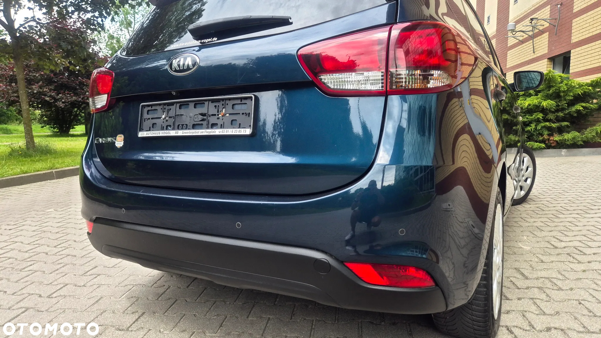 Kia Carens 1.6 GDI Dream Team Edition - 35