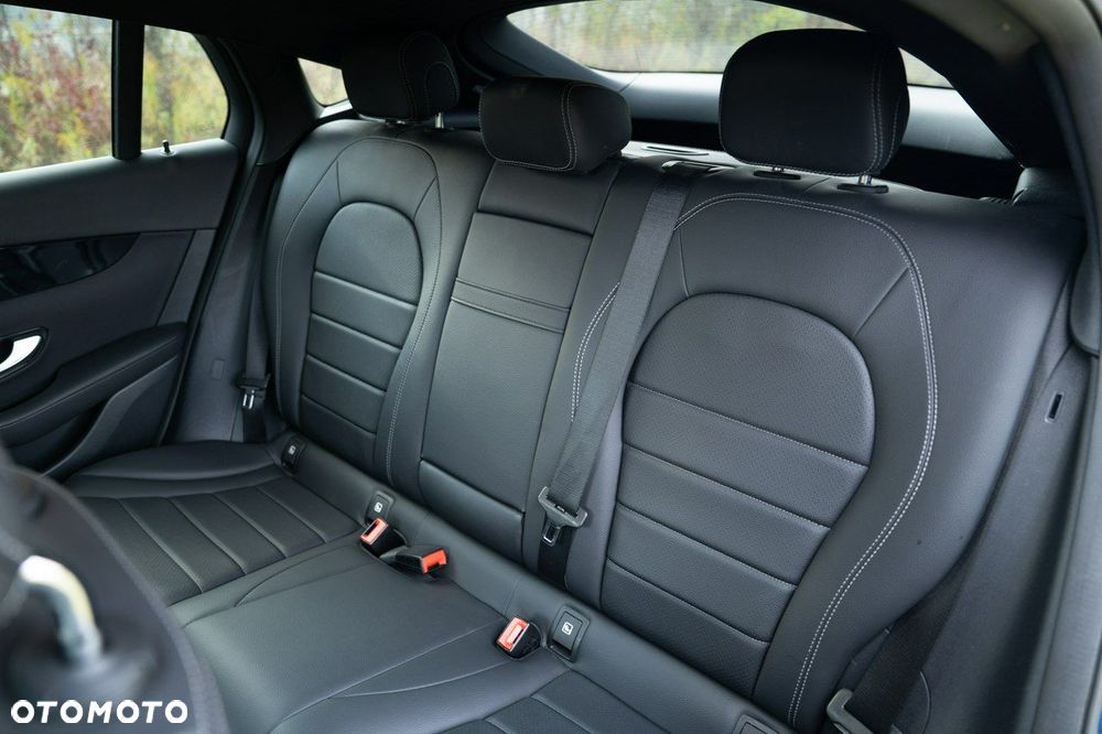 Mercedes-Benz GLC - 24