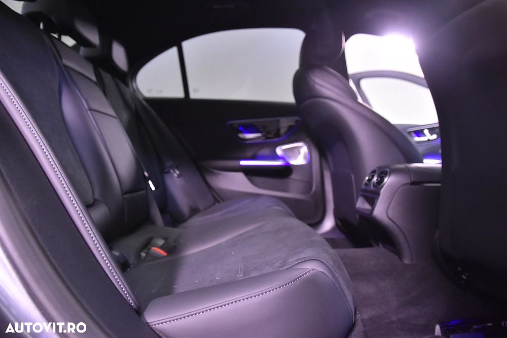 Mercedes-Benz C 300 MHEV 4MATIC - 12