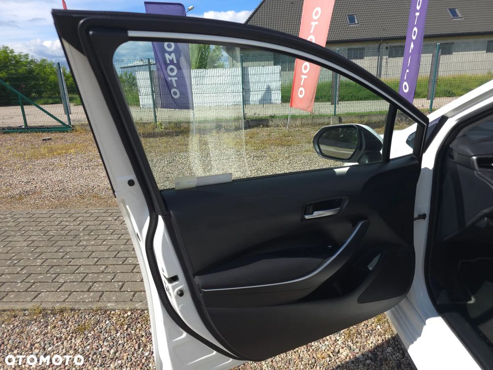Toyota Corolla 1.8 Hybrid Comfort - 16
