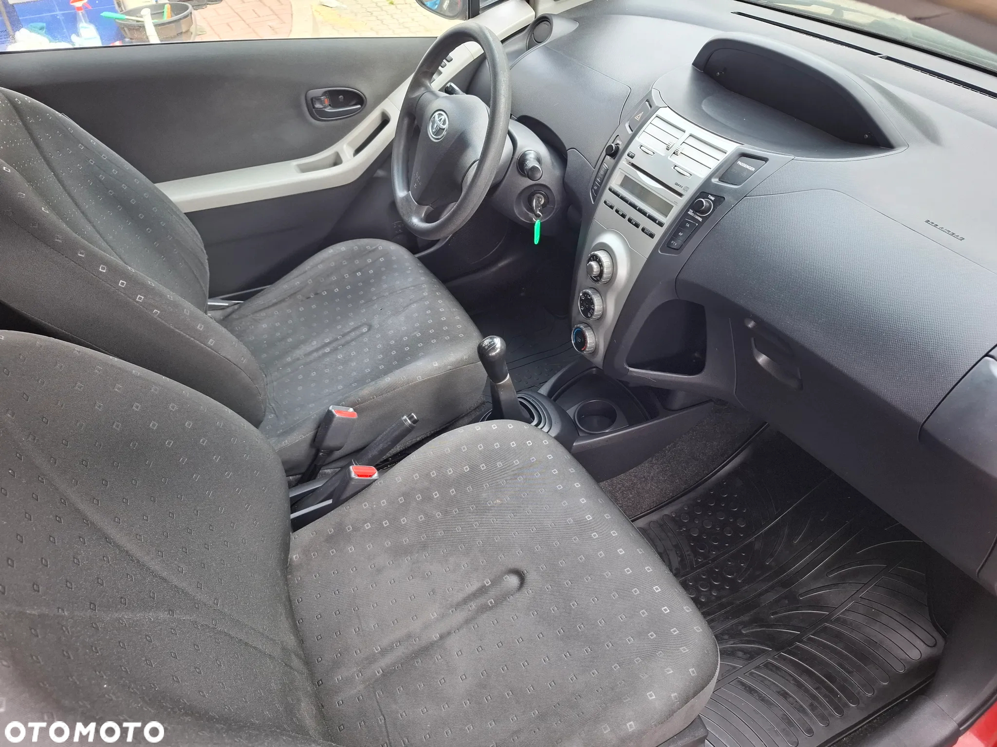 Toyota Yaris 1.3 VVT-i Executive - 8