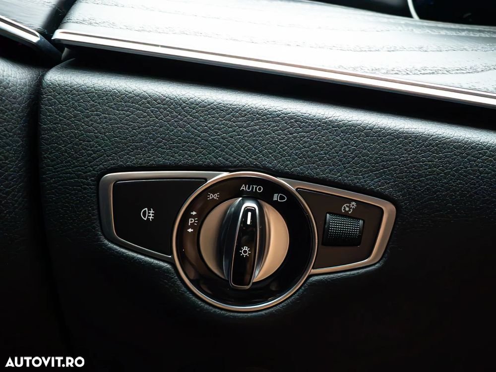 Mercedes-Benz CLS 450 4MATIC 9G-TRONIC AMG Line - 40
