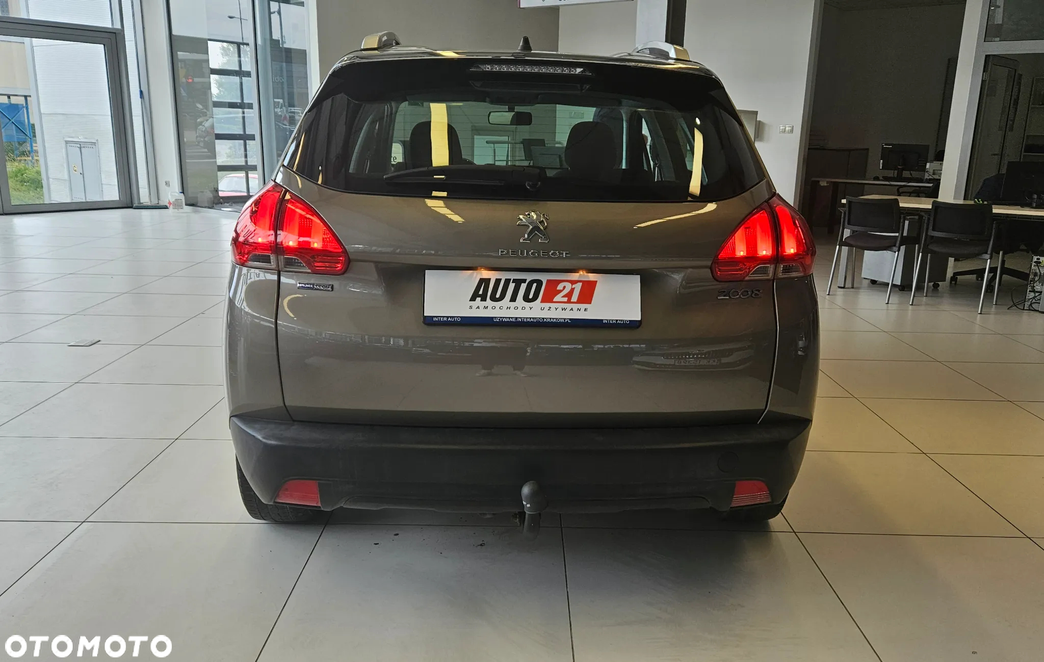 Peugeot 2008 1.2 Pure Tech Style - 4