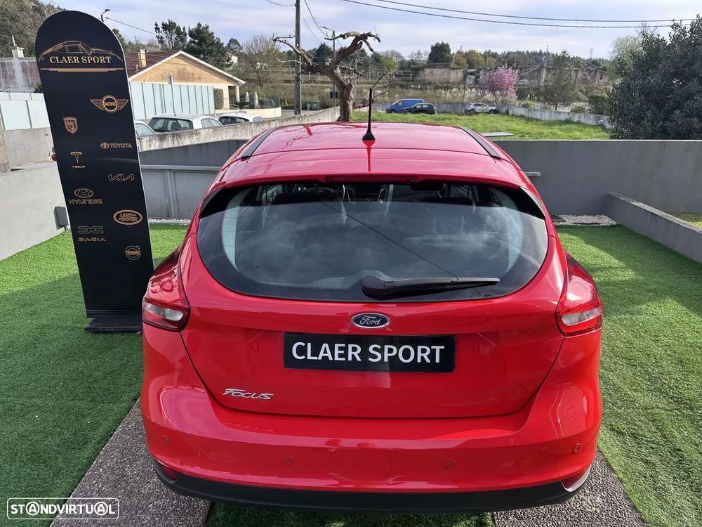 Ford Focus 1.5 TDCi Titanium ECOnetic - 12