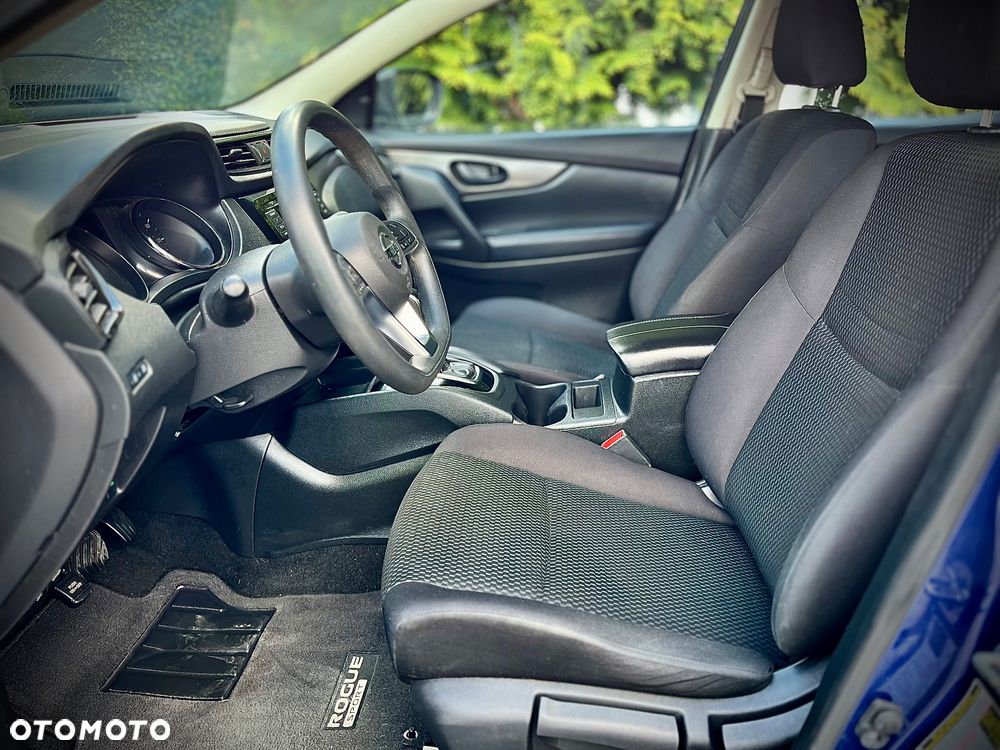 Nissan Rogue - 18