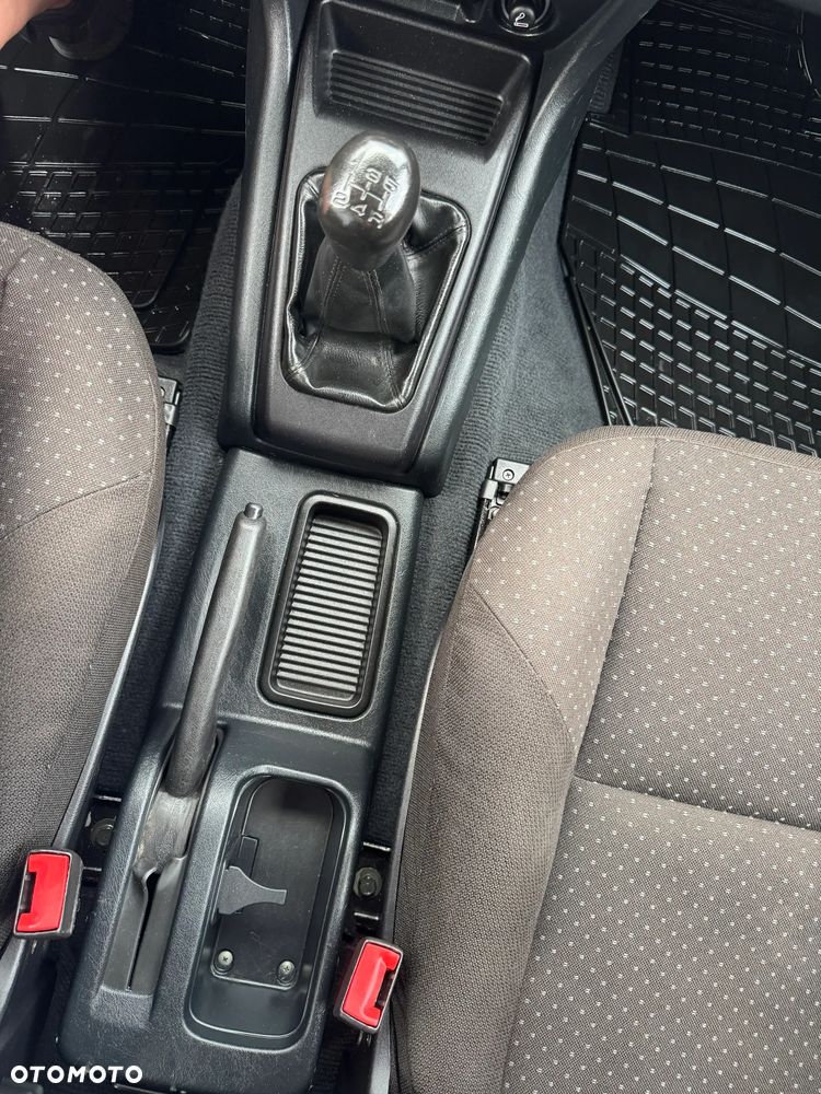 Mitsubishi Pajero Pinin 1.8 Comfort - 26