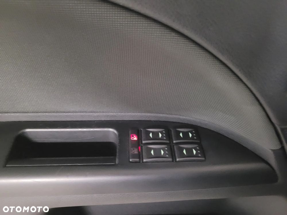 Ford Mondeo SW 2.0 Turnier Viva - 11