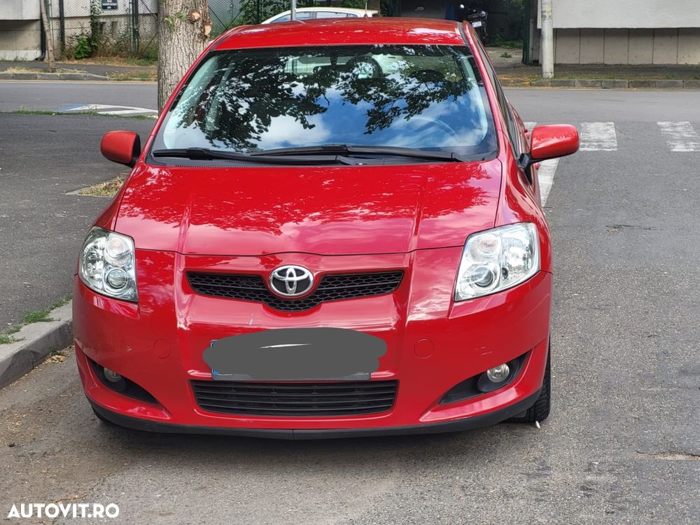 Toyota Auris 1.4 D-4D Luna - 1