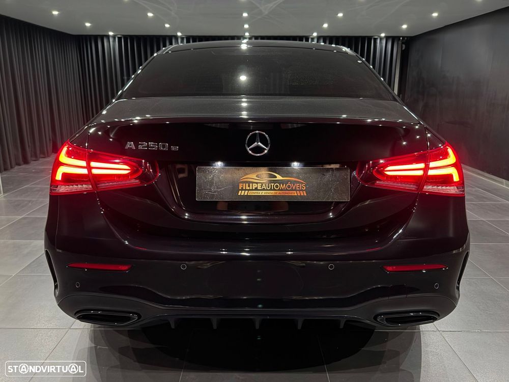 Mercedes-Benz A 250 Limousine e 8G-DCT AMG Line - 8