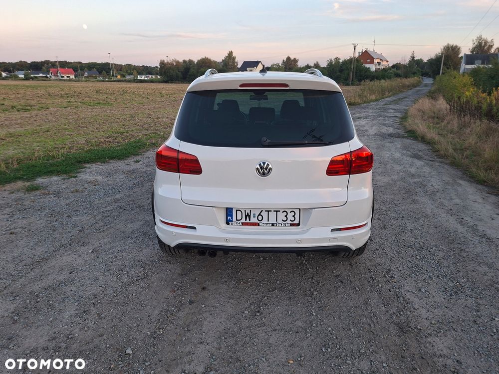 Volkswagen Tiguan 2.0 TDI 4Mot R-Style DSG - 29