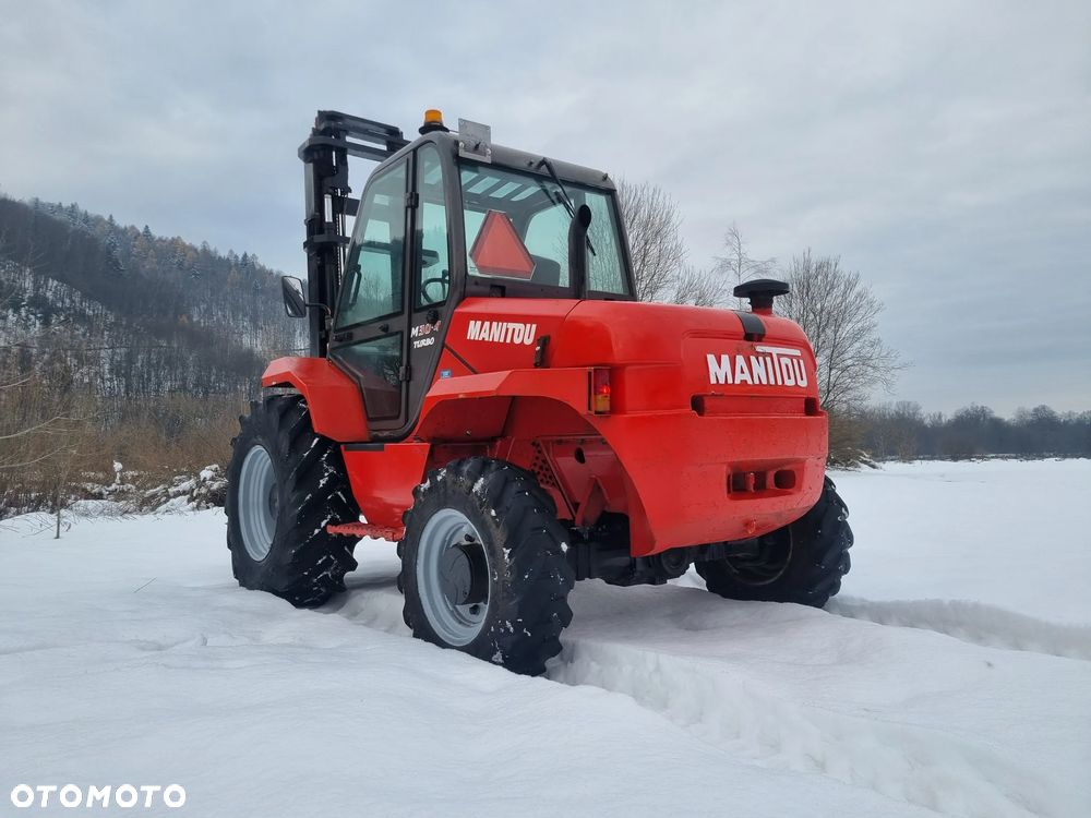 Manitou M30-4 T Wózek Widłowy 4X4 TERENOWY JAK NOWY! 2013r z Norwegii. Silnik PERKINS TURBO 100KM! DEKRA do 2026roku! 3 tony Udzwig! Posuw wideł Hydrauliczny! Jazda REWERS+4 biegi. Ani deka luzów czy wycieków! Zadbana Maszyna! - 3