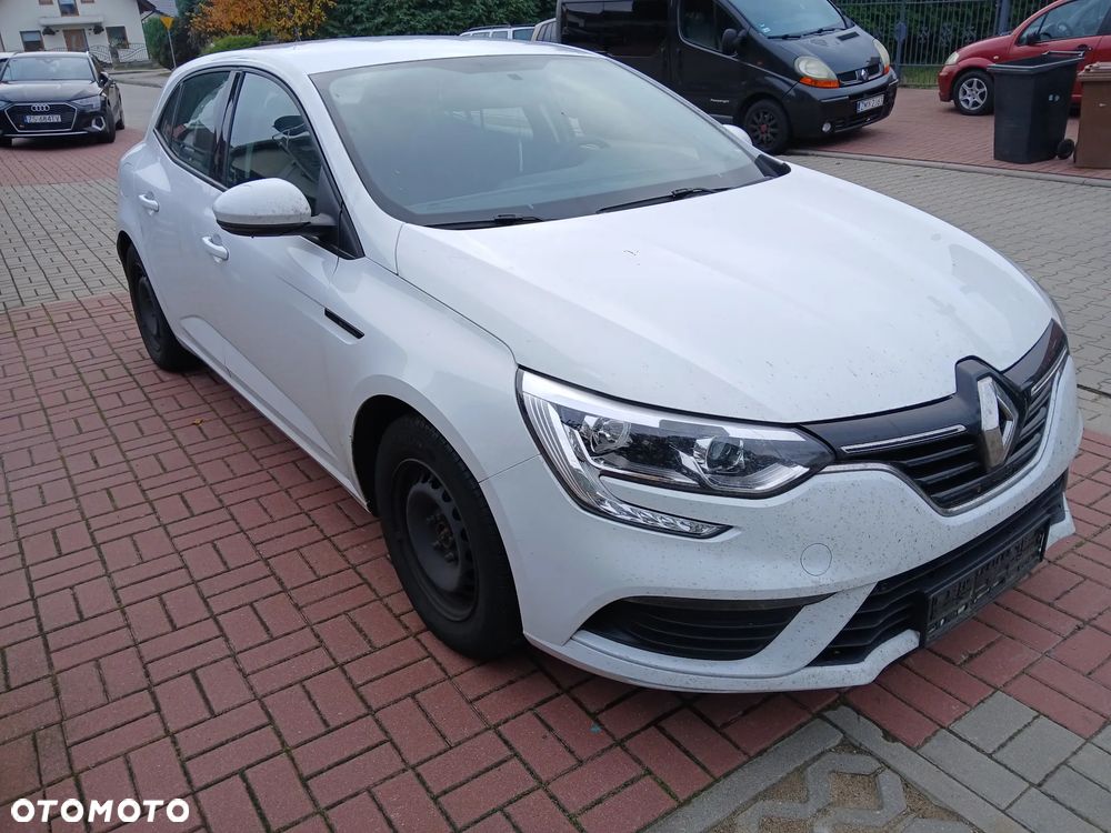 Renault Megane ENERGY TCe 100 LIFE - 2