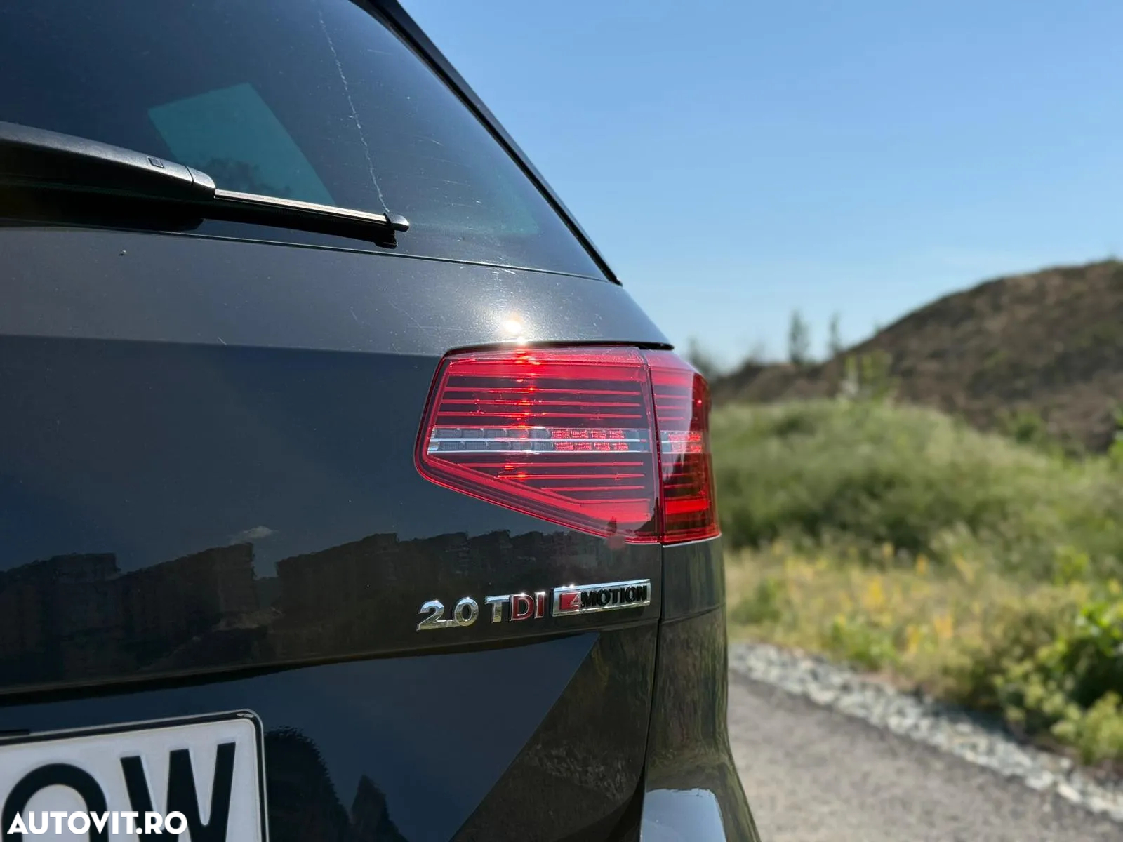 Volkswagen Passat Variant 2.0 TDI DSG 4Motion Highline - 10