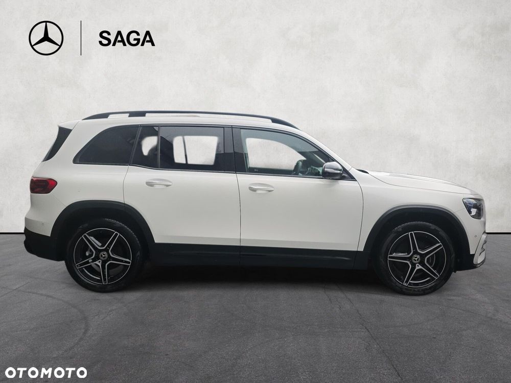 Mercedes-Benz GLB - 4
