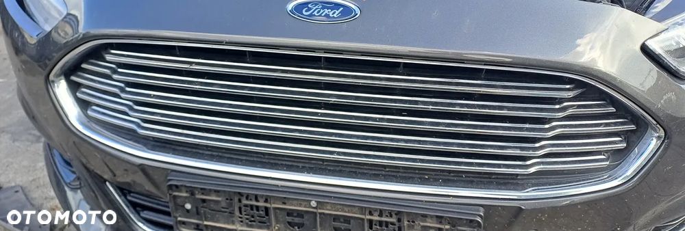 FORD MONDEO MK5 16r KRATKA ZDERZAKA ŚRODKOWA PRZÓD - 1