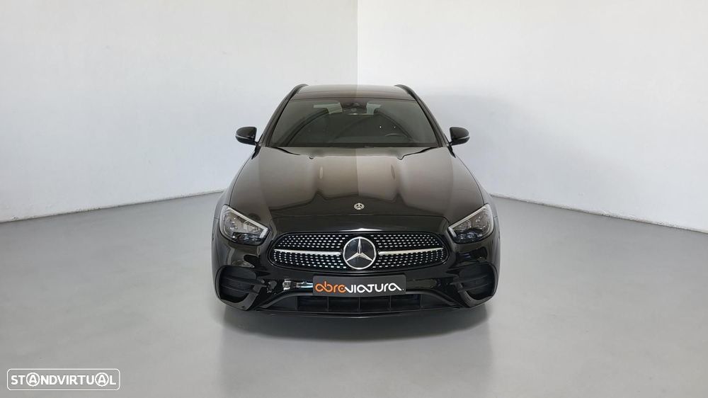 Mercedes-Benz E 300 de AMG Line - 3