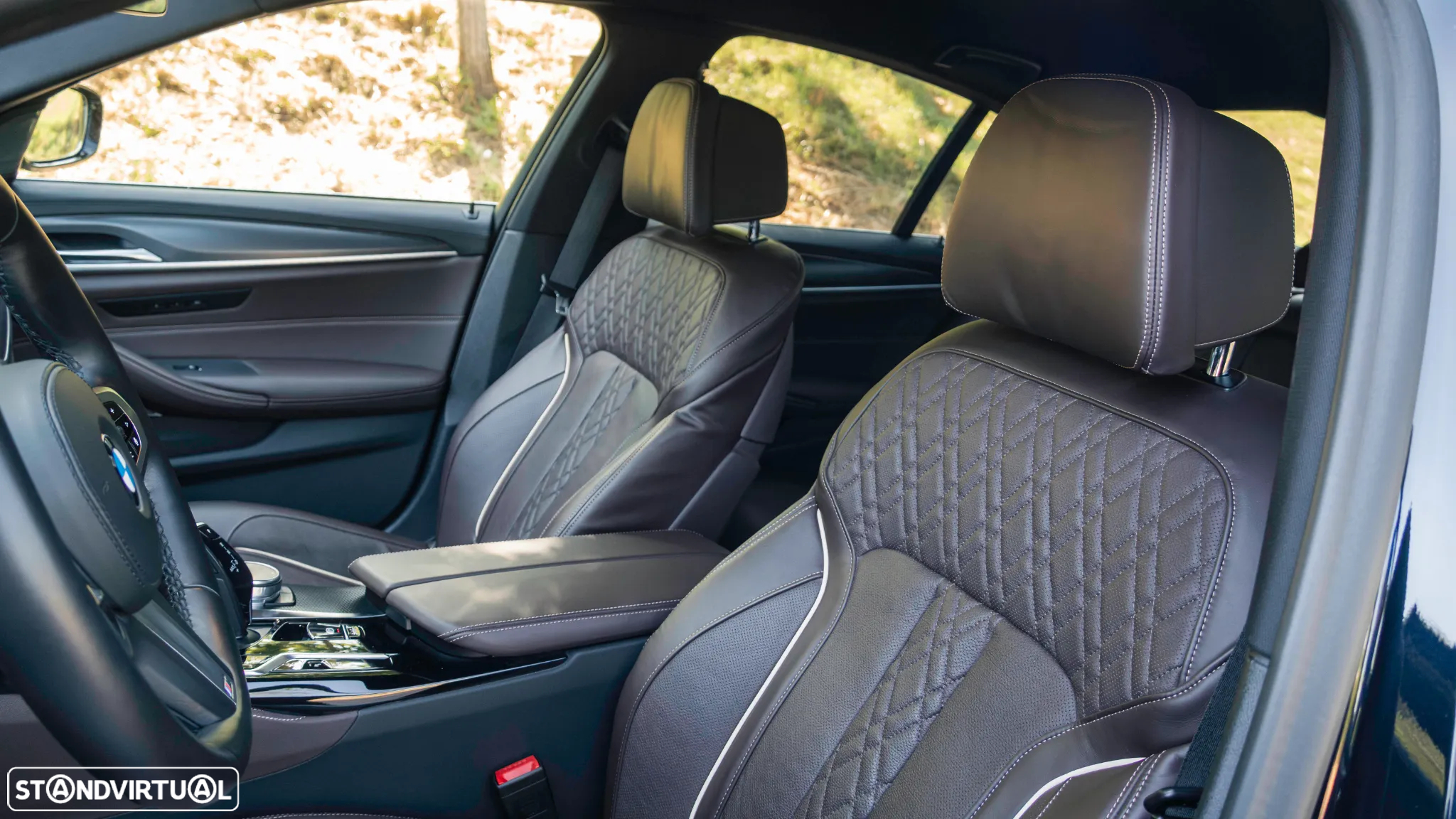 BMW 530 e Pack M - 32