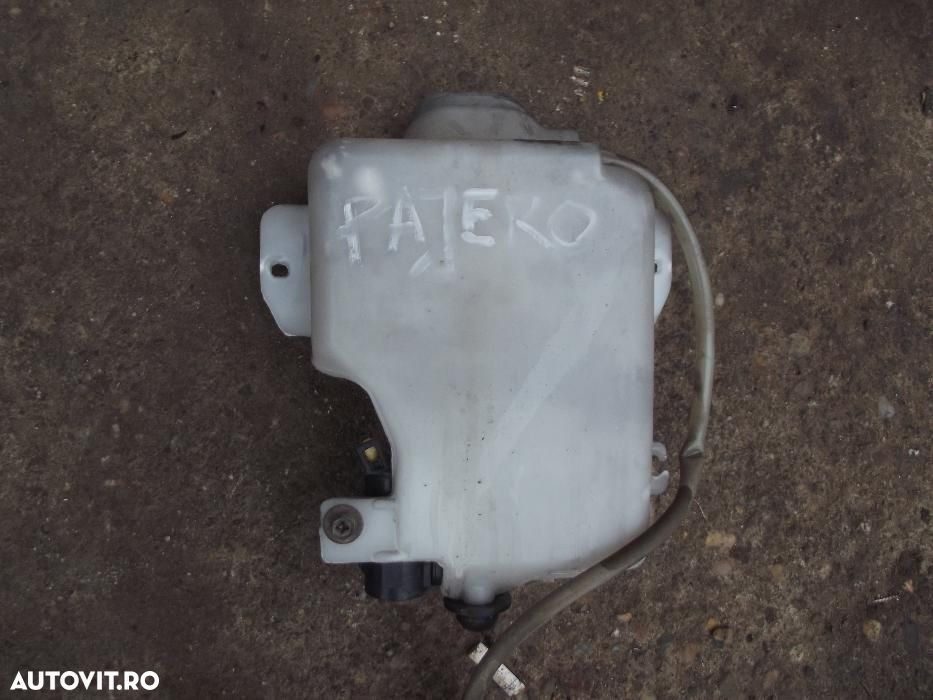 Motoras Stergatoare Mitsubishi Pajero haion dezmembrez pajero 2.8 - 1