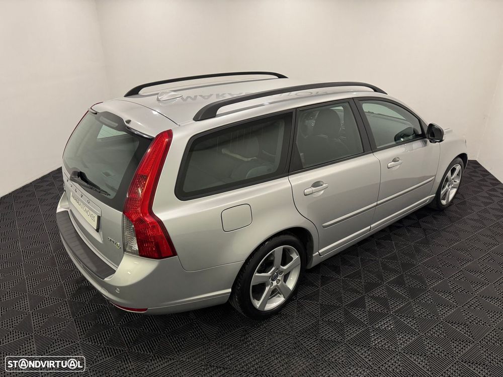 Volvo V50 1.6 D Drive R-Design Start/Stop - 26