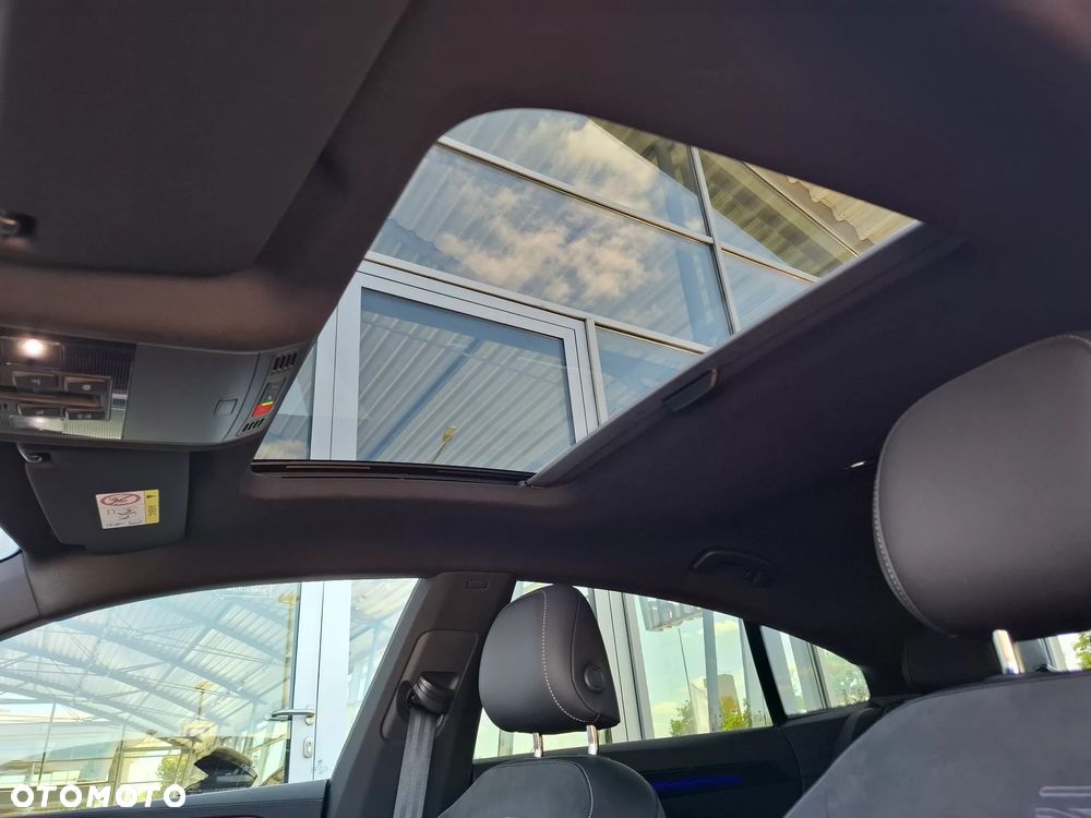 Volkswagen Arteon 2.0 TSI R-Line DSG - 22