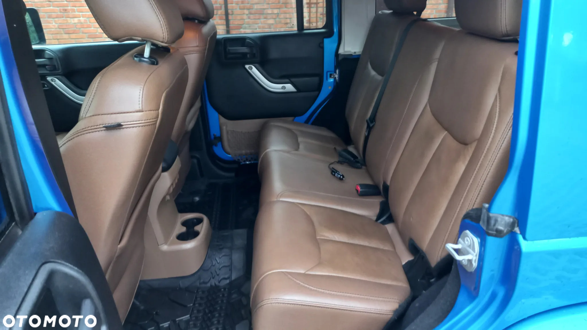 Jeep Wrangler 3.6 Unlim Sahara - 14