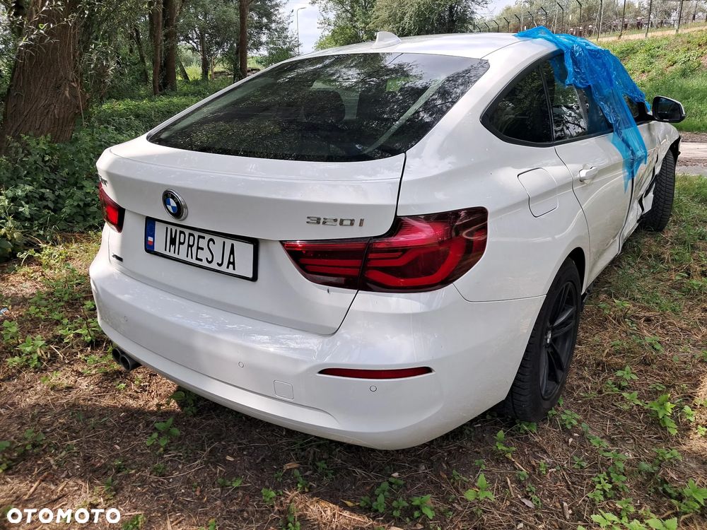 BMW Seria 3 - 13