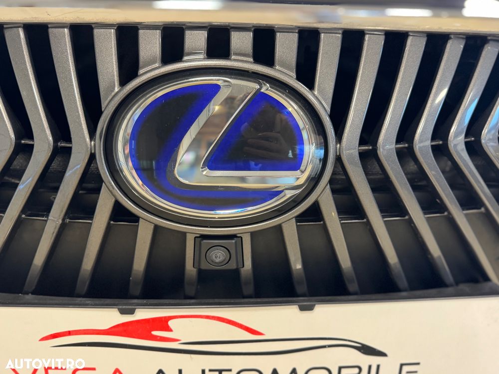 Lexus Seria ES 300h Luxury Line - 36